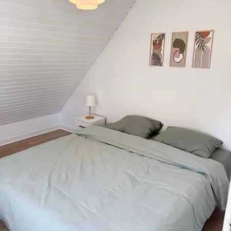 Cozy House In 아파트 *